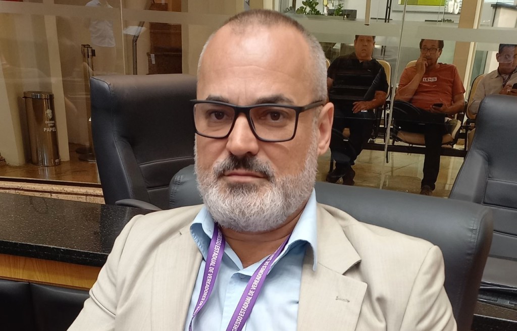 Cleber Fossá faz pedido de emendas e recursos a deputados&nbsp;estaduais