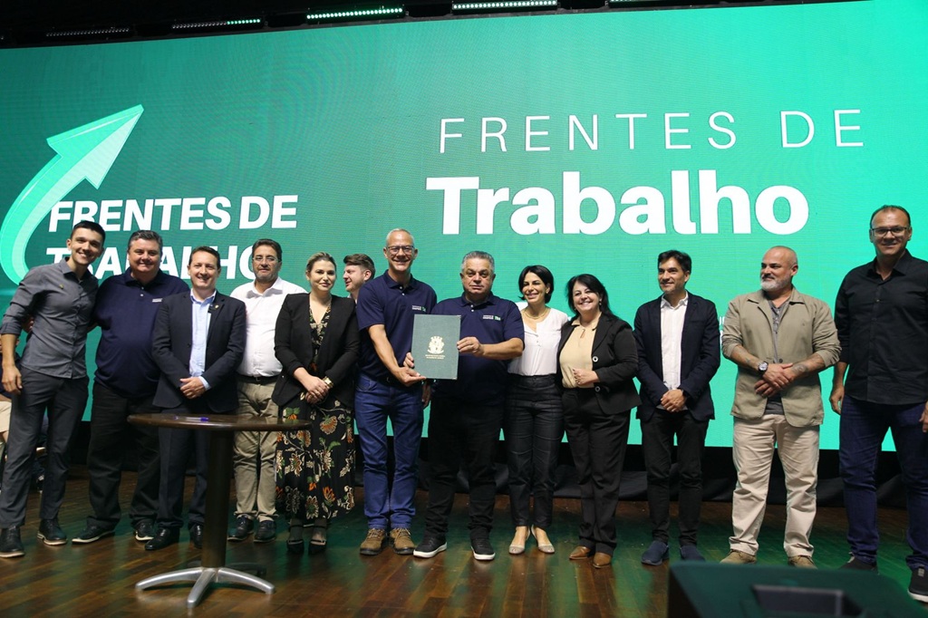 Cleber Fossá participa do evento de 100 dias do governo de&nbsp;Chapecó