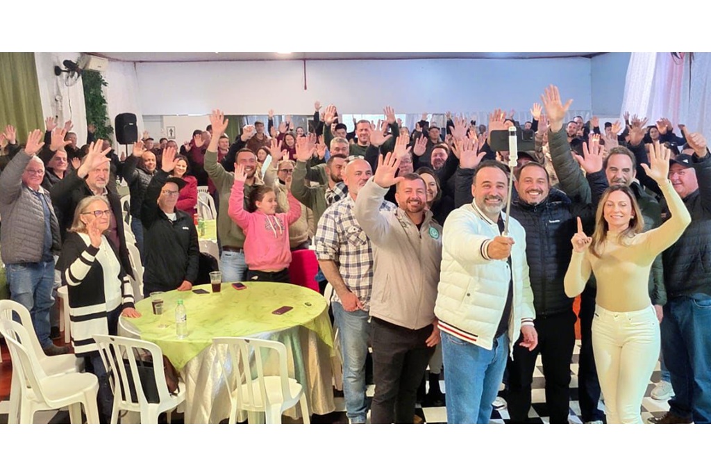 Almoço do MDB Chapecó reforça união e compromisso do partido com a cidade e a&nbsp;população