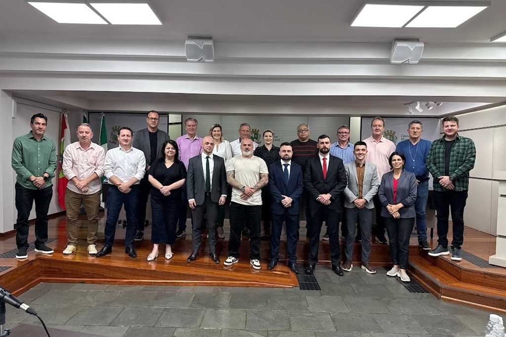 Novos delegados da Polícia Civil são apresentados na Câmara Municipal de&nbsp;Chapecó