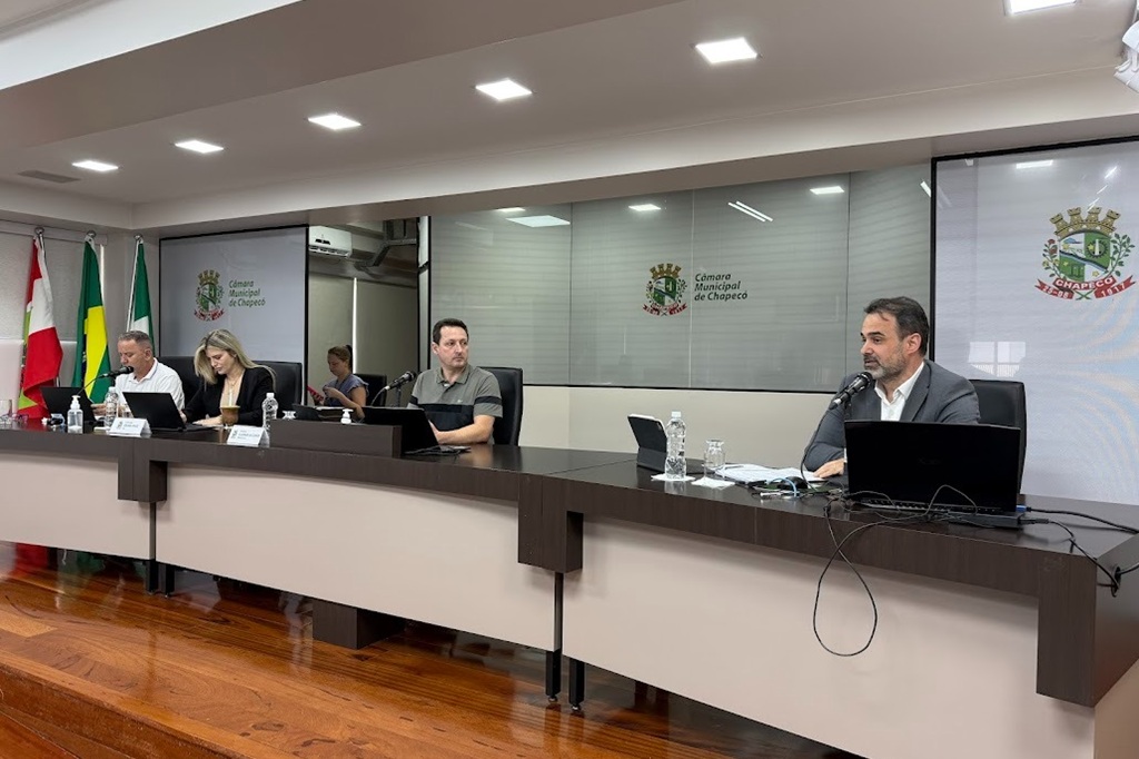 Câmara recebe informações sobre projeto de modernização do aeroporto de&nbsp;Chapecó